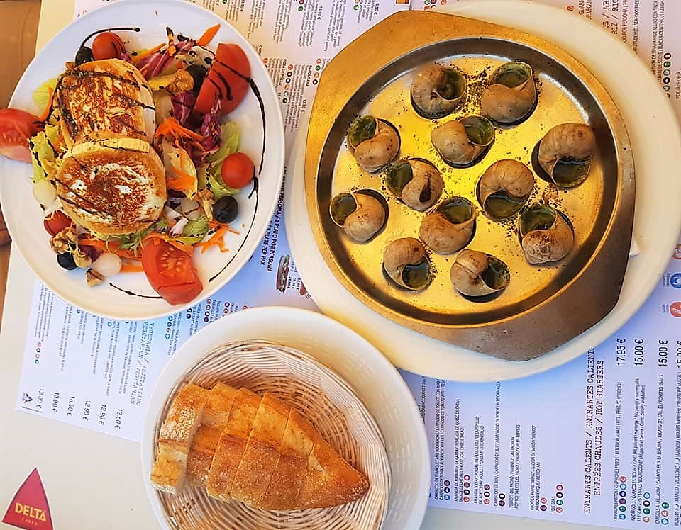 Restaurant La Cirera a Encamp al costat del Funicamp peu de pistes de GrandValira. Seguim amb vosaltres amb cuina NON-STOP de 12 a 23 hores. Aquí teniu alguns dels nostres plats.